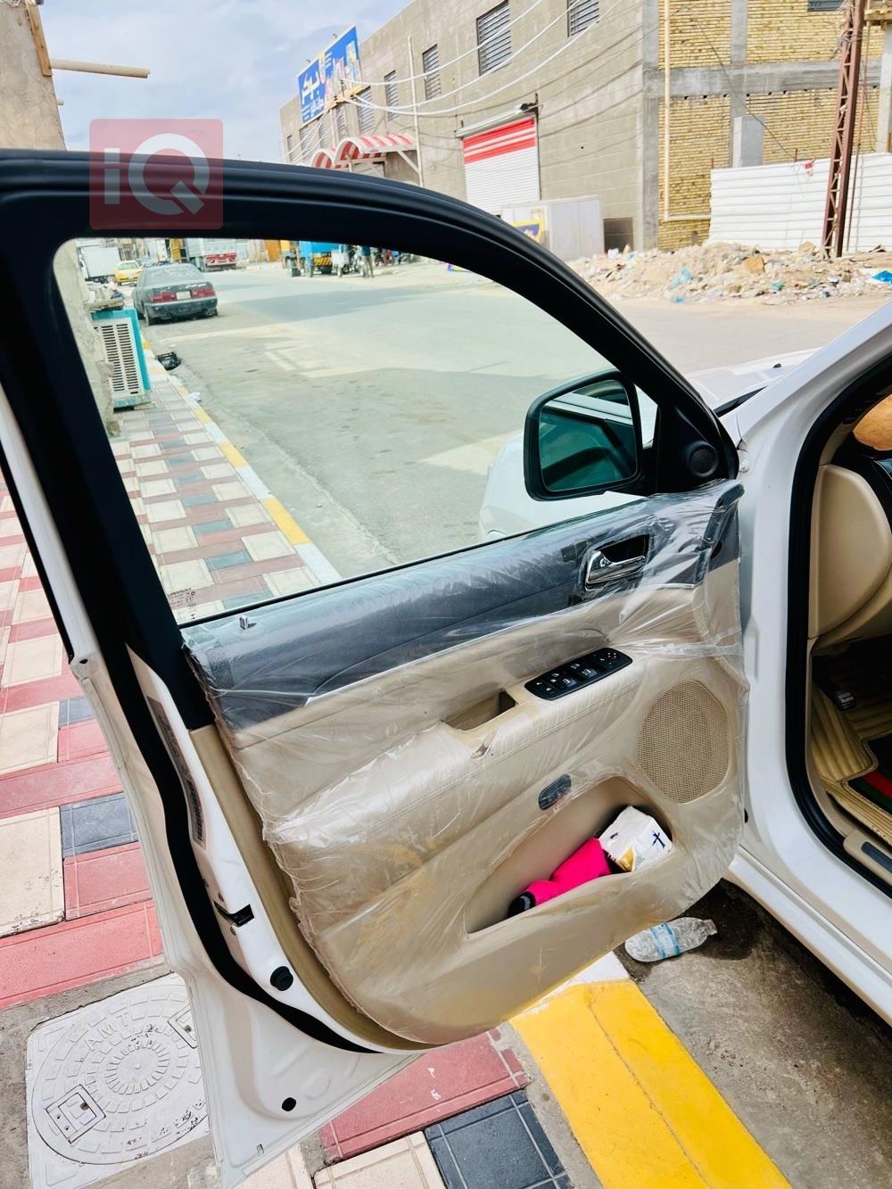 جیپ گراند شیرۆکی